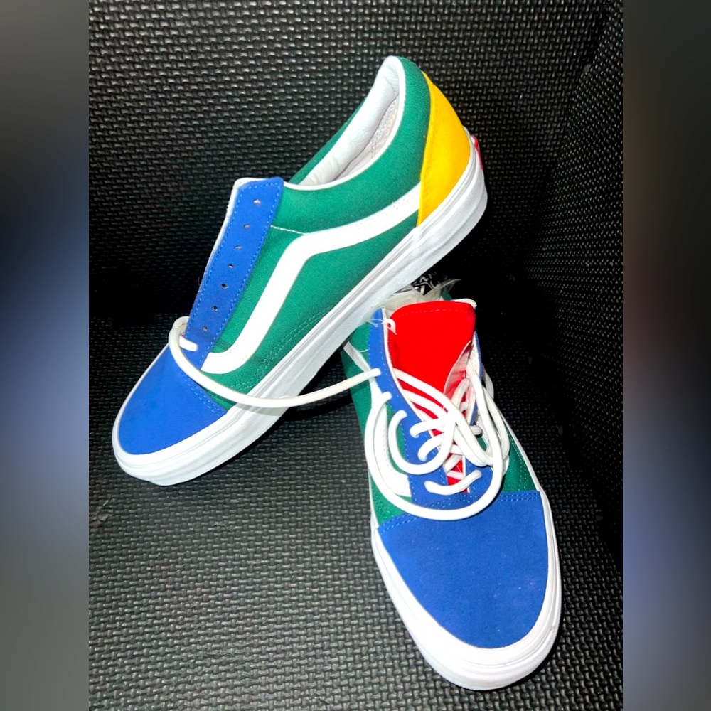 NEW VANS YACHT CLUB OLD SKOOL Men’s Size 7.5 women’s Size 9 Black Friday Sale